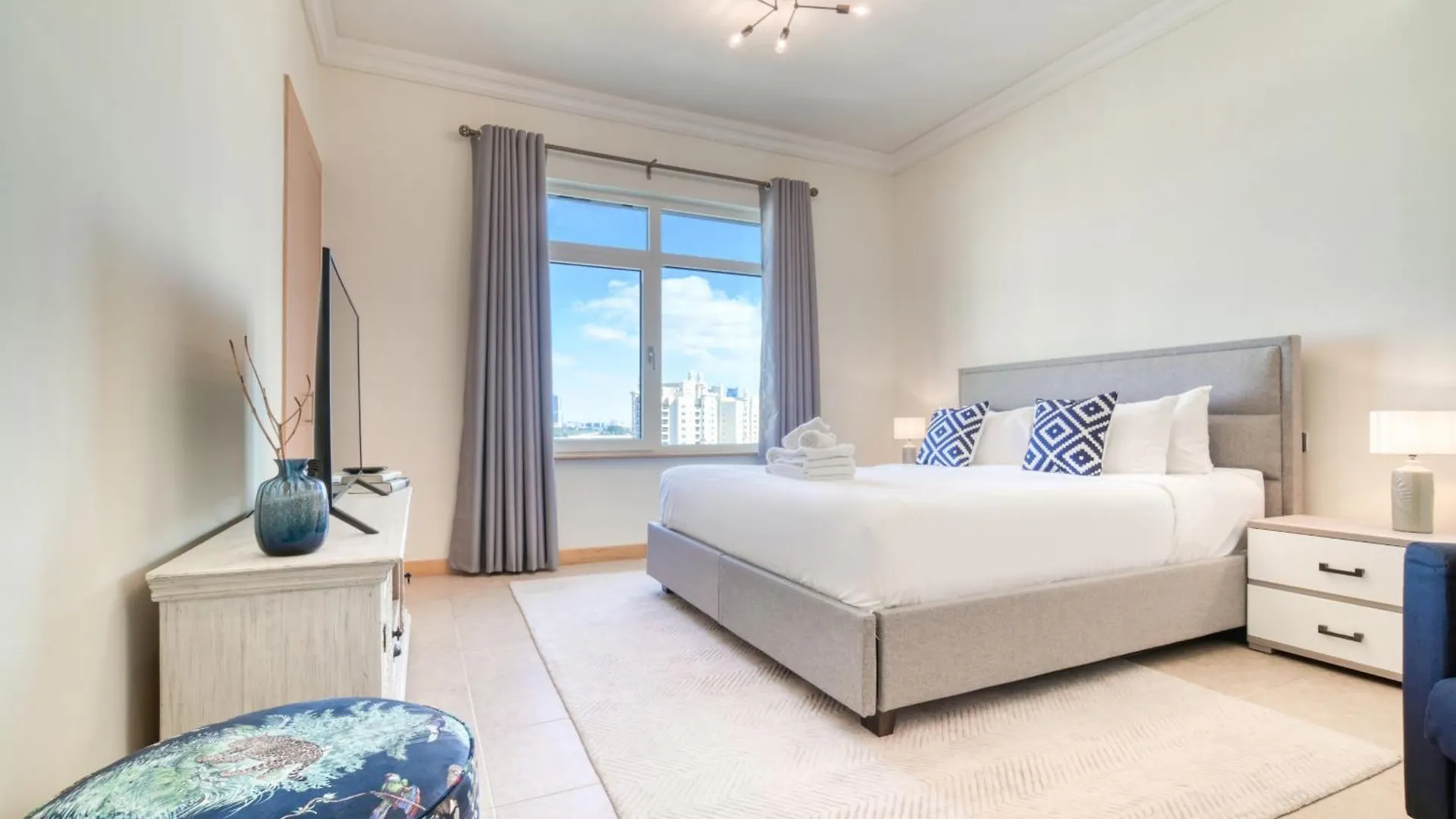 Shoreline 14, Al Hallawi Palm Jumeirah - Mint Stay Dubai 0*,  United Arab Emirates